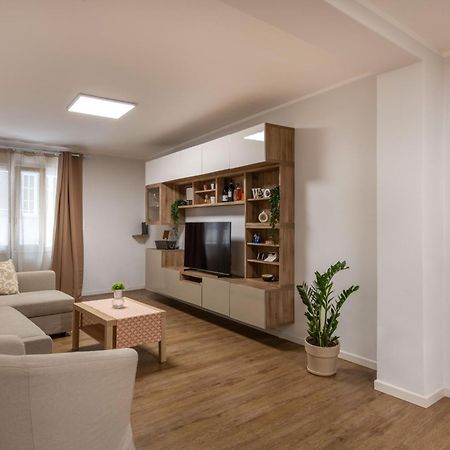 Villareale Flat - Palermo City Center Free Parking Buitenkant foto