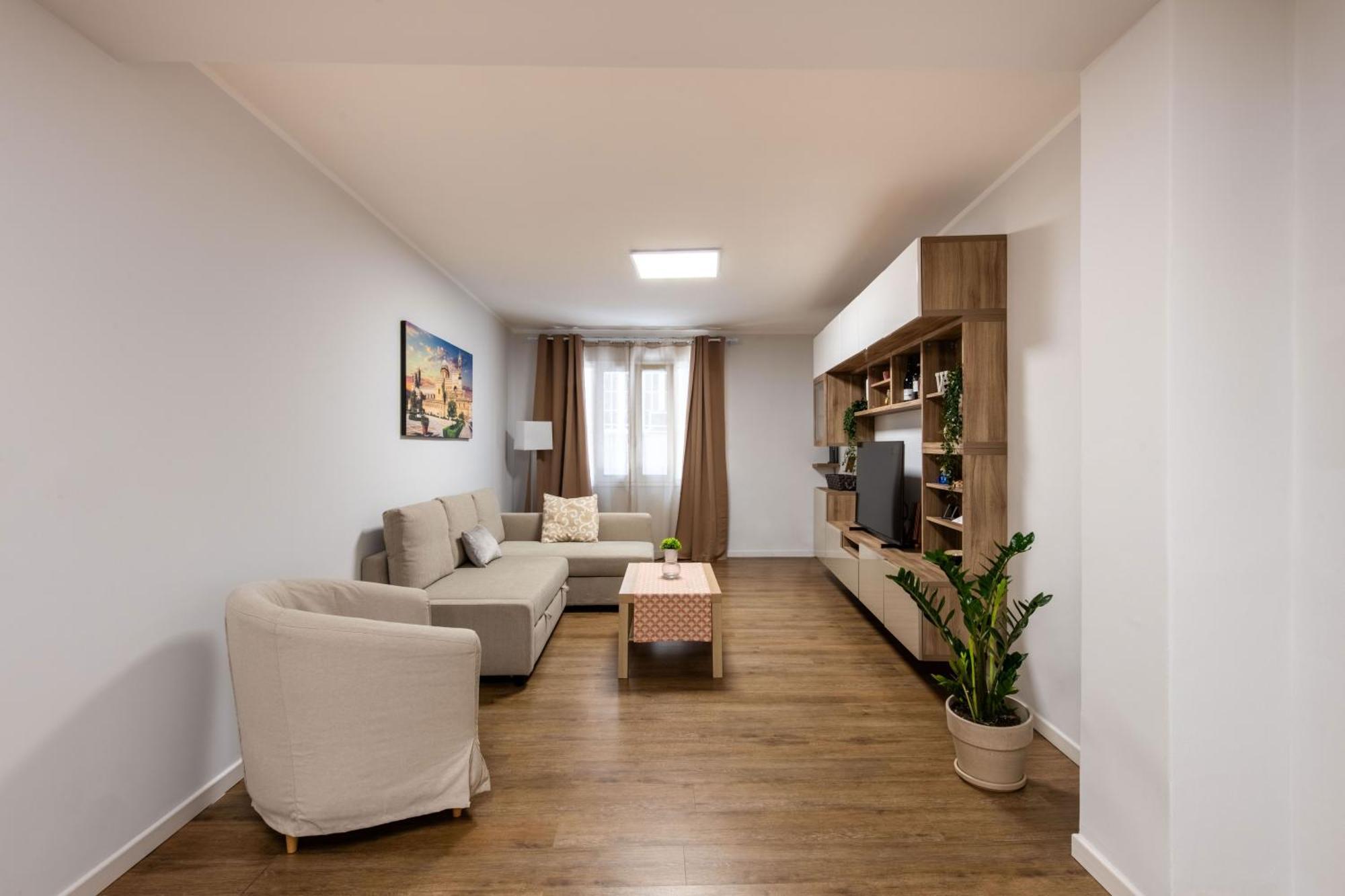 Villareale Flat - Palermo City Center Free Parking Buitenkant foto