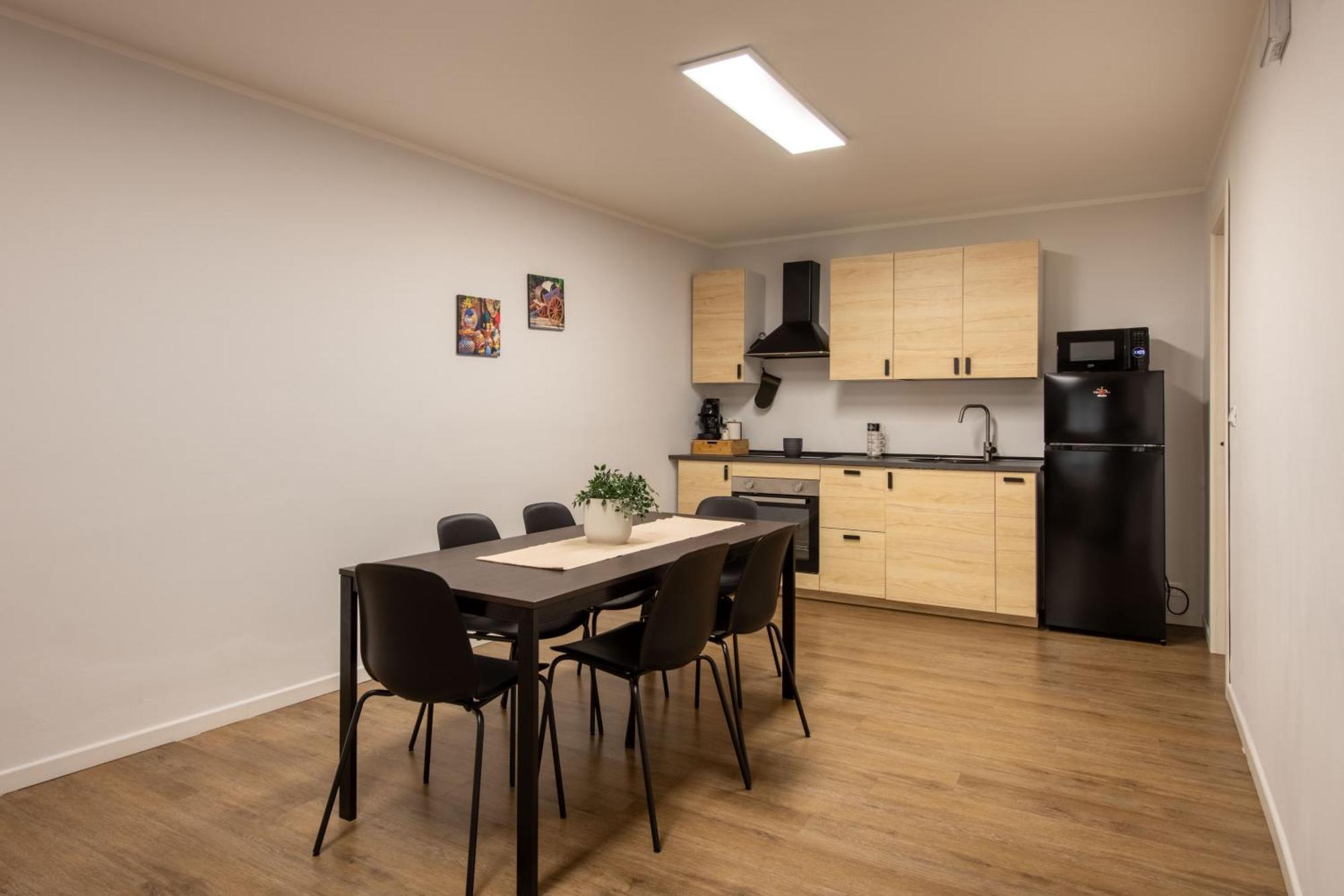 Villareale Flat - Palermo City Center Free Parking Buitenkant foto