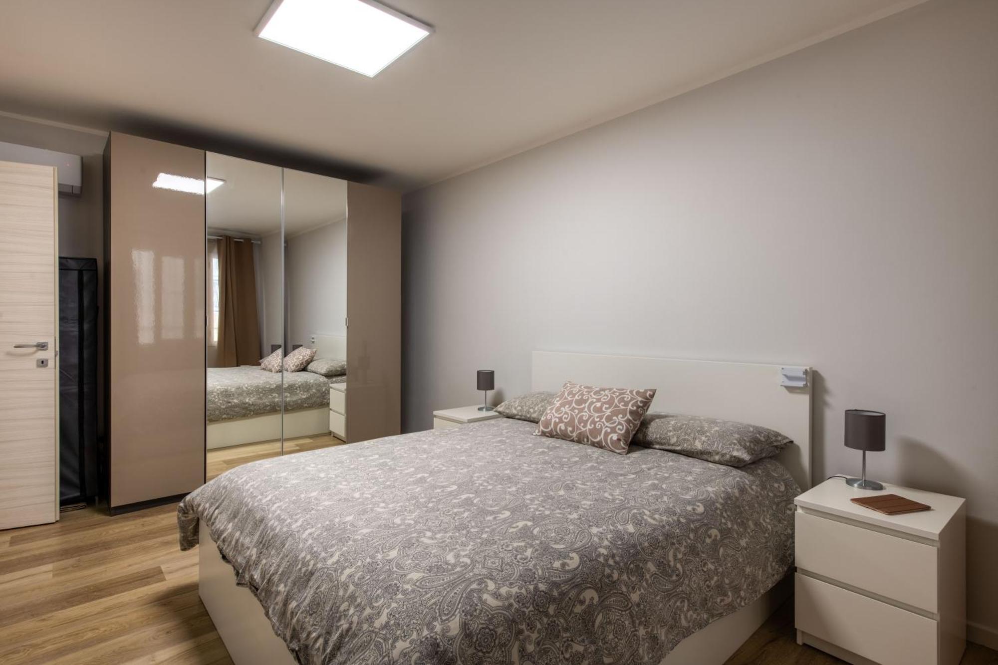 Villareale Flat - Palermo City Center Free Parking Buitenkant foto